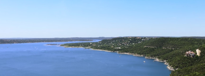 Aerial of lake travis by Photo by Dale Honeycutt on Unsplash | Lake Travis | Snag-A-Slip